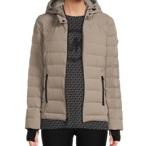 Michael Kors ultra light weight down fill - Picture 7 of 7